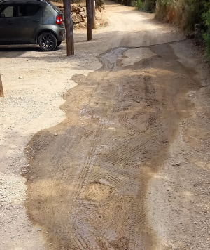 Ancora nessun intervento per fermare la perdita d&#039;acqua in località Le Maceratoie (Rio)