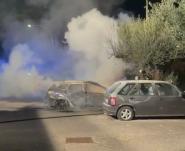 Auto in fiamme a Cavo, donna soccorsa e trasferita in elicottero a Cisanello