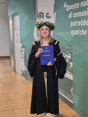 Lucrezia Taccioli si laurea con 110 e lode in Lingue moderne e comunicazione internazionale