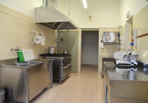 Mensa scolastica a Rio, interrogazioni della minoranza sul noleggio delle attrezzature