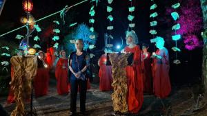 Voci femminili per l’aldilà: la Divina Commedia secondo la Compagnia delle Tisane