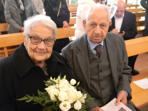 Umberto e Vanda Barsalini rinnovano le promesse matrimoniali nel loro 70esimo anniversario
