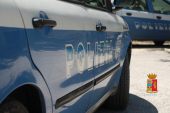 Evade dai domiciliari e importuna una donna, 42enne riese arrestato dalla Polizia
