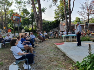Viaggio nel blu, con Bolano e Palmieri all’Open Air Museum e una sorpresa