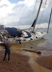 Addio alla “rada sicura”: il divieto di ancoraggio mette a rischio i naviganti a Portoferraio