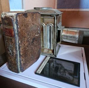 Mostra “Poggio illustrato”: esposto il prezioso volume di Napoleone Bonaparte