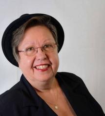 Dopo 51 anni di lavoro Maria Alessandri va in pensione