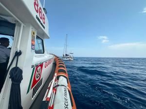 Soccorsi e controlli nel fine settimana per la Guardia Costiera. Intervento salvavita al largo dell’Elba