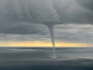 Fotonotizia: Una tromba marina a sud dell'Elba