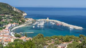 Perdita Bandiera Blu a Marciana Marina, continua il botta e risposta tra Amministrazione e Minoranza