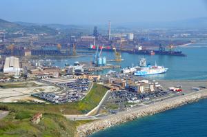 Porto di Piombino: l’Autorità di Sistema Portuale fa chiarezza sui parcheggi