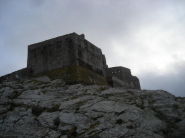 Volterraio: struttura e funzione della mura, bastione sinistro, spalto, garitta, casamatta (parte 7)