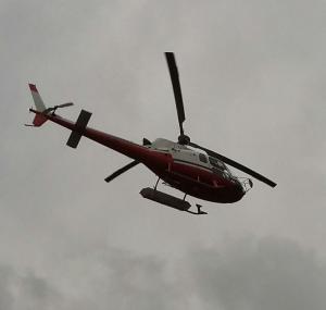 Al via l&#039;ultima sessione di controlli delle linee elettriche elbane dal cielo con elicottero specializzato