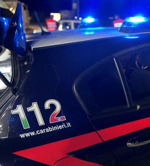 Campo: perde il portafogli con patente di guida, che i C.C. scoprono contraffatta. Denunciato