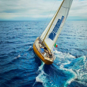 Il successo di "Una vela per il cuore" nei porti della Toscana