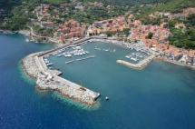 Porto di Rio Marina, un sindaco deve tutelare gli interessi della comunità