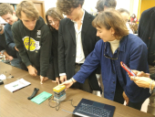 Al Grigolo lezione di curiosità (e biologia) con Marta Musso