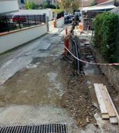 Una copiosa perdita d'acqua a Porto Azzurro