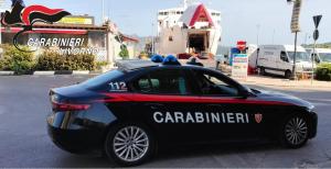 Ricercato per una rapina a Piombino: fermato dai Carabinieri al porto di Portoferraio