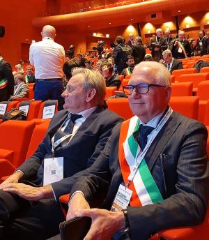 Meloni taglia i "comuni montani" anche all'Elba: incontri e viaggi di Nocentini &amp; C. per limitare i danni