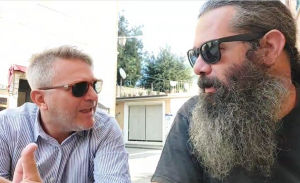 Edicola Elbana Show del 22 Agosto - un successo il De Andrè Day - un museo a scuola - calciomercato a Porto Azzurro