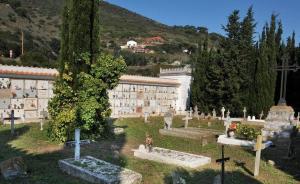 Cimitero di Rio Marina, la minoranza solleva nuovamente il problema dei resti mortali