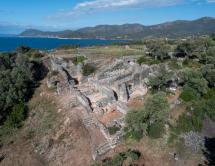 La storia della Fondazione delle Grotte