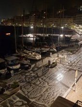 Fotonotizia: la Calata imbiancata dalla grandine