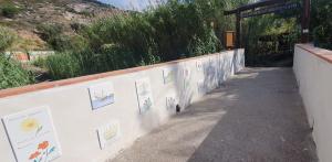 All&#039;ingresso della GTE le ceramiche dei bamboli pomontinchi