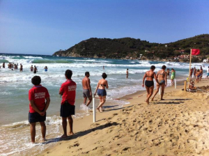 La scarso numero di addetti e i problemi della sicurezza balneare all&#039;Elba