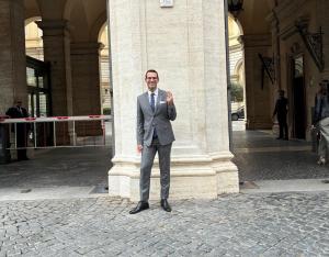 Francesco Baldetti supera l’esame e diventa Notaio