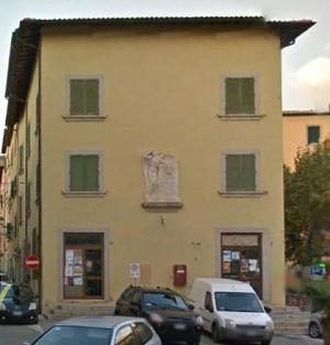 Portoferraio: Nell'ex-palazzo delle Poste si aprirà un negozio di Alimentari