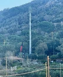 L'antenna di Valcarene è stata installata. Il silenzio del Comune costa caro