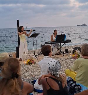 Aspettando l'alba in Musica