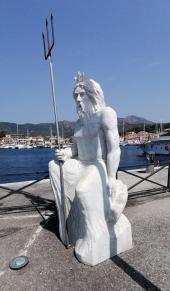 Le sculture dell'Oasi degli Dei di Giorgio Verdura  lasceranno l'Elba