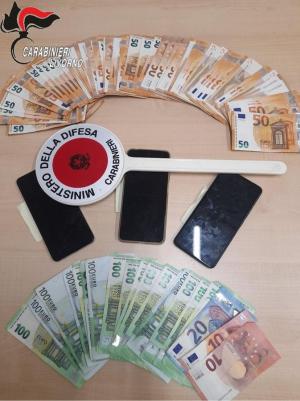 Elba - raggirata con la falsa cessione di biglietti per un concerto, sborsa 7000 €. Scoperti e denunciati due giovani truffatori