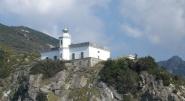 A Sciambere: Faro di Punta Polveraia Affittasi