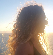 La 'bollente' notte di Laura