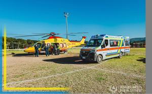 Cade da un'impalcatura, trasferito, in codice d'urgenza rosso, con Pegaso a Livorno