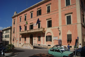 Portoferraio -  appartamenti fittati dal Comune dalla Compagnia Alberghi Turismo: Di Tursi interroga