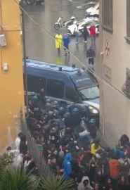 Pisa: manganellate agli studenti che manifestavano (pacificamente) per le stragi di Gaza