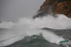 Meteo, di nuovo un codice giallo per mareggiate dalle 13 di lunedì 27