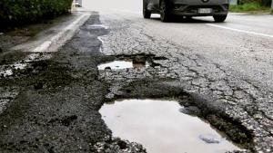 Degrado delle strade nel territorio comunale campese, interviene la minoranza
