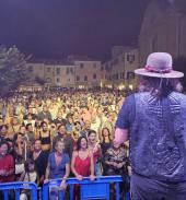 L'Elba Music Awards apre con un sold out e stasera invita tutti a Porto Azzurro