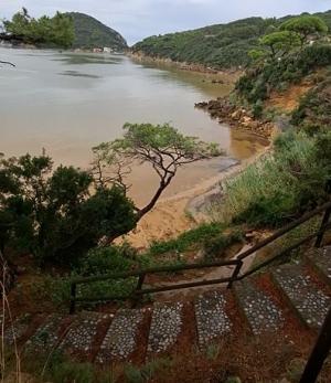 Viticcio: aggravati i danni alla strada ed al sentiero per la spiaggia